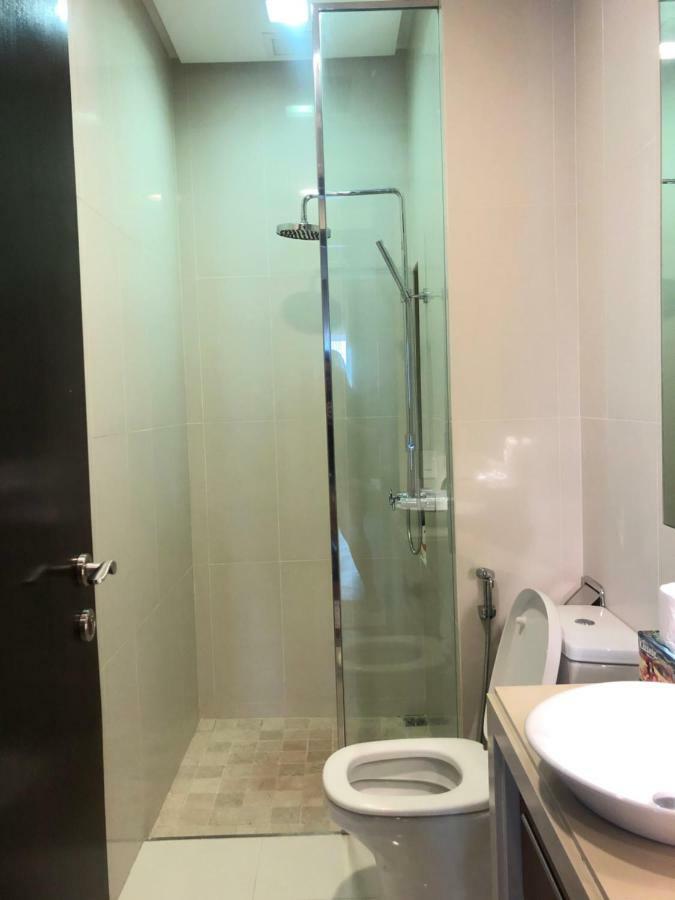 The Suites At Waterside Straits Quay By Plush Bagan Jermal Номер фото